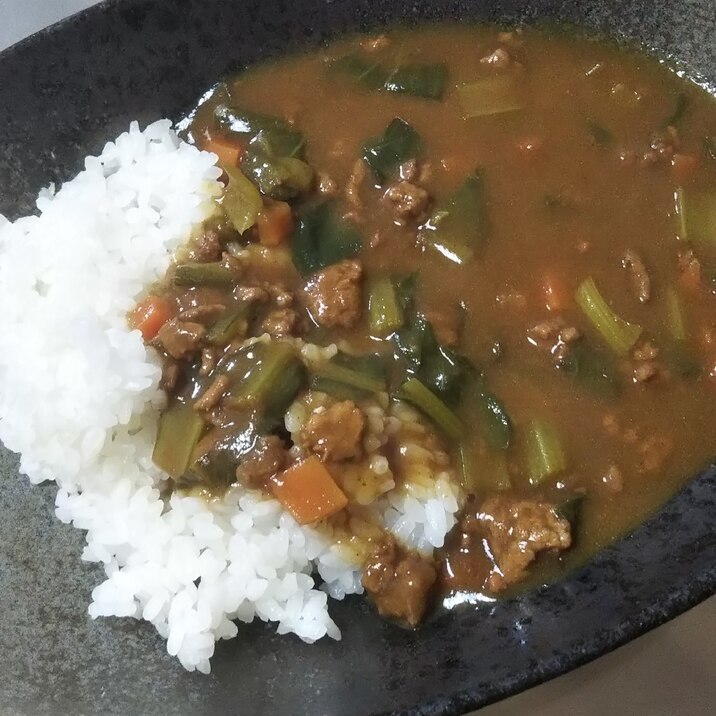 小松菜と豚挽き肉のカレー